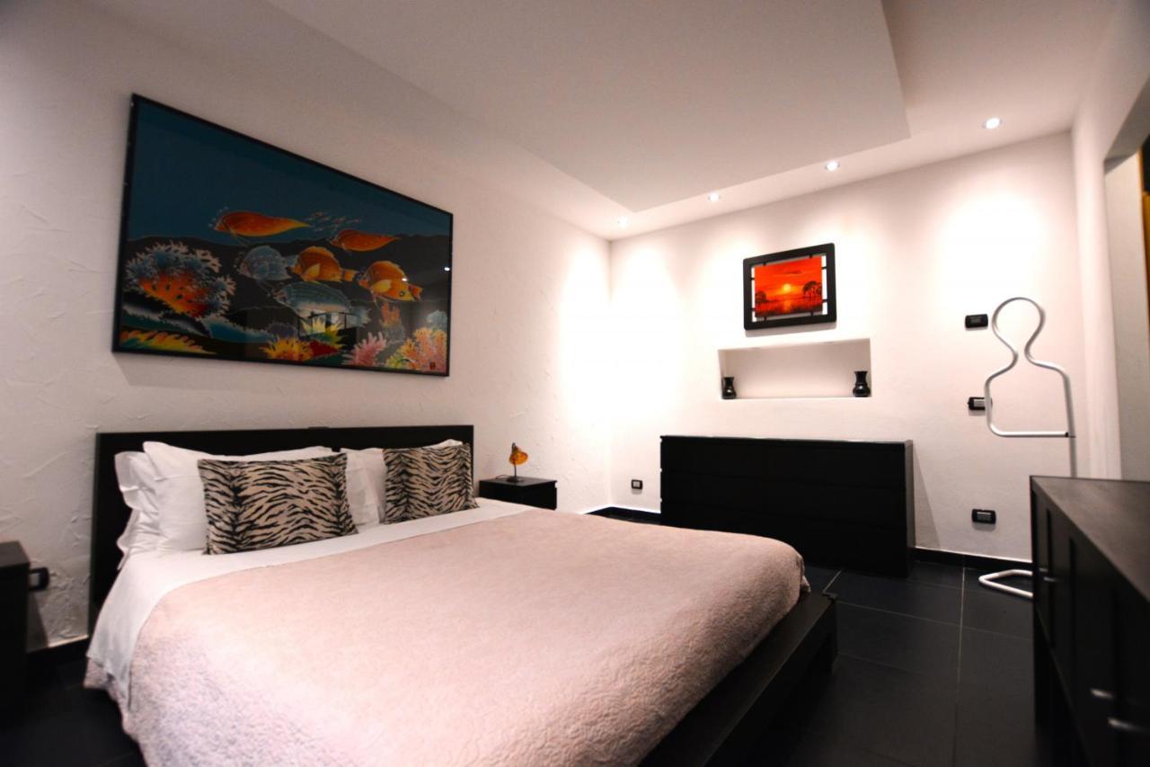 Suite Mimosa Con Piscina - Affitti Brevi Italia Sirmione Exterior photo